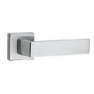 Poignes de porte KAPPA en laiton chrom satin